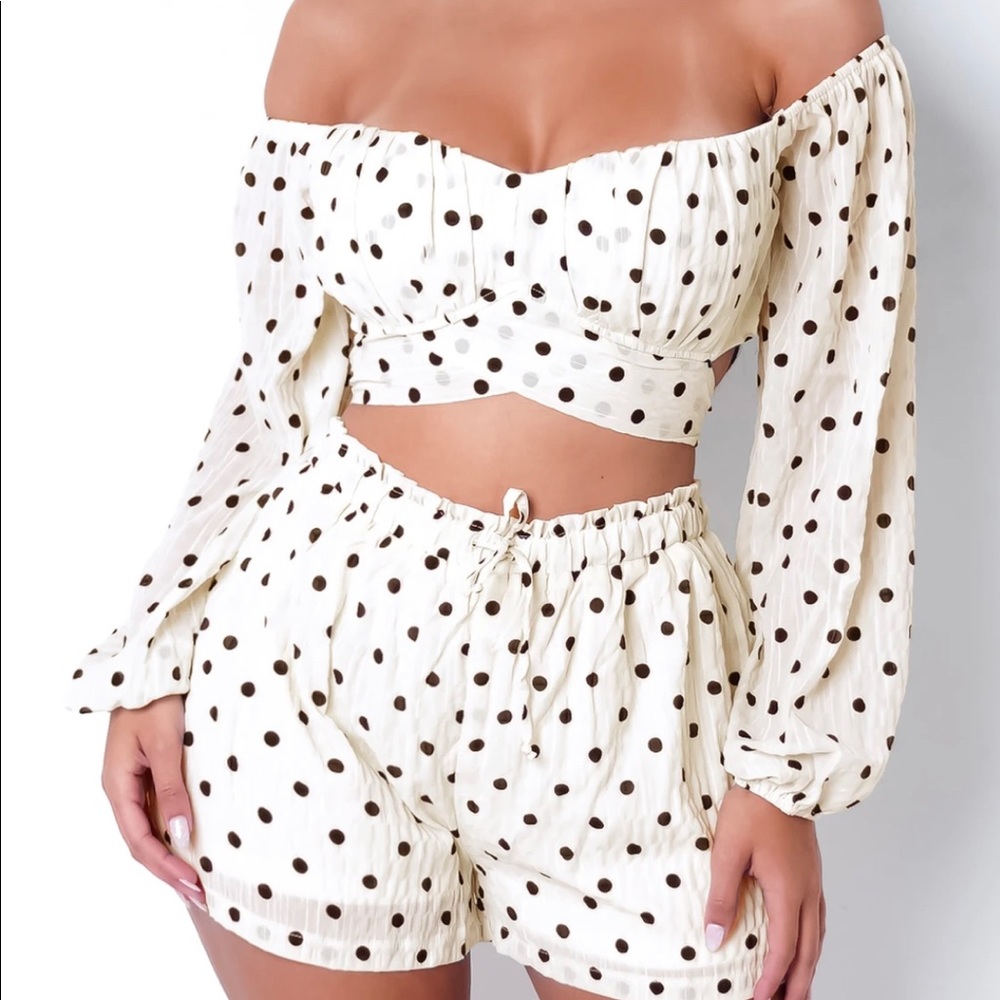 Two piece short set